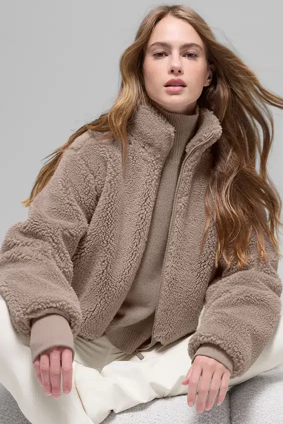 Kurtka „Foxy Sherpa” – kolor Chai Latte