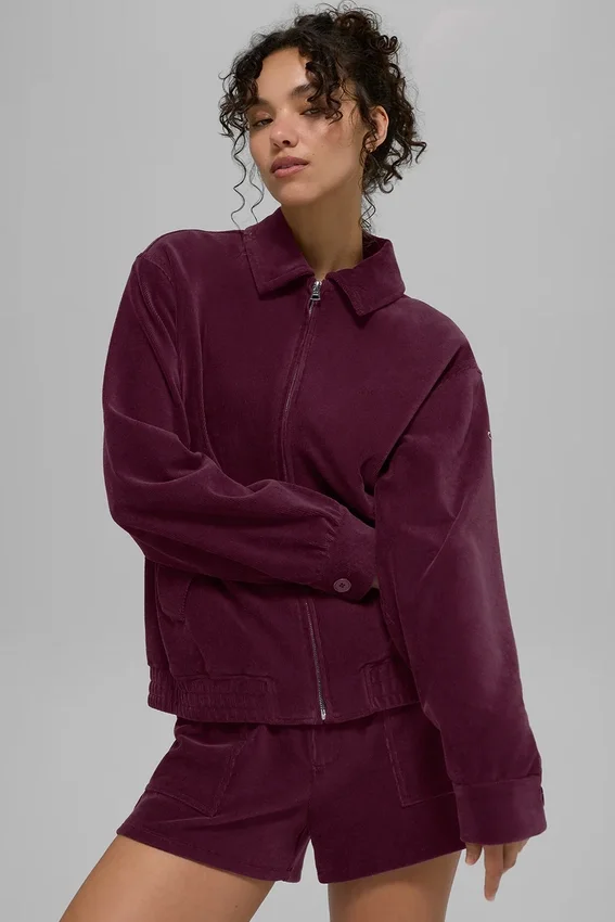 Kurtka „Micro Corduroy on Duty” – bordowa