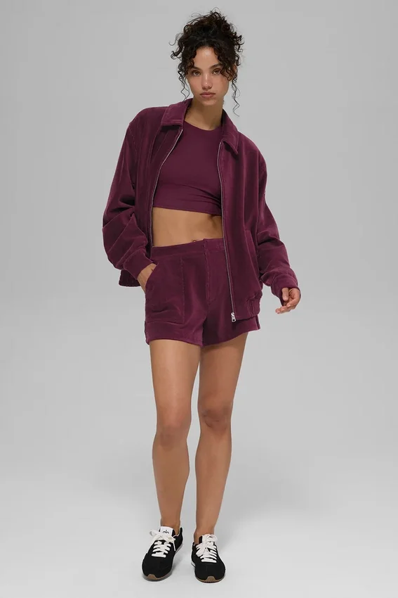 Kurtka „Micro Corduroy on Duty” – bordowa