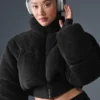 Kurtka puchowa Sherpa Main Act Corset – czarna