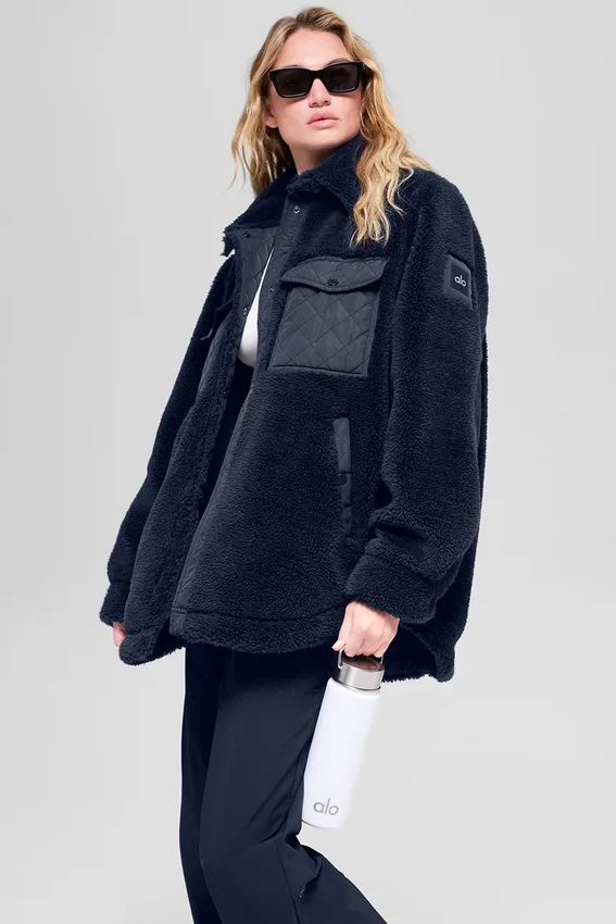 Kurtka typu shacket Sherpa Edge – granatowa