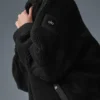 Kurtka typu „shacket” z wykończeniem z polaru Sherpa – czarna