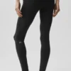 Legginsy Airbrush o średnim stanie i długości 7/8 – czarne