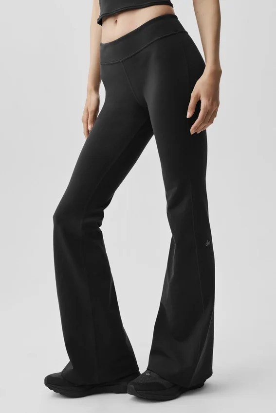 Legginsy Airbrush z niskim stanem i rozszerzanymi nogawkami – czarne