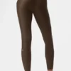 Legginsy Airlift Strength Extreme z bardzo wysokim stanem i długością 7/8 – kolor espresso