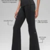 Legginsy Alo Softsculpt 7/8 z podwiniętymi nogawkami – czarne