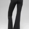 Legginsy Alo Softsculpt 7/8 z podwiniętymi nogawkami – czarne
