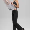 Legginsy Alo Softsculpt 7/8 z podwiniętymi nogawkami – czarne