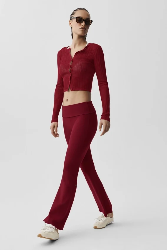 Legginsy Alo Softsculpt 7/8 z podwiniętymi nogawkami i rozszerzanymi nogawkami – Summer Romance Red