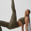 Legginsy Alo Softsculpt High-Waist – Olive Tree