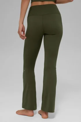 Legginsy Alo Softsculpt z High-Waist i rozszerzanymi nogawkami 7/8 – zielono-oliwkowe