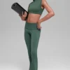 Legginsy Alo Softsculpt z podwiniętym pasem i rozszerzanymi nogawkami – kolor Clover Green