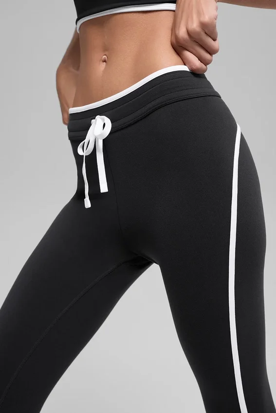 Legginsy High-Waist Airbrush z nogawkami 7/8 – Czarne/Białe