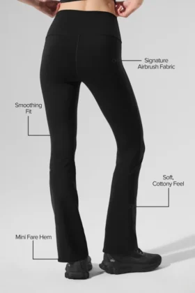 Legginsy High-Waist Airbrush z nogawkami typu bootcut o długości 7/8 – czarne
