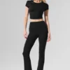 Legginsy High-Waist Airbrush z nogawkami typu bootcut o długości 7/8 – czarne