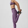 Legginsy High-Waist Airlift z długością 7/8 z linii Line Up – Plum Kiss