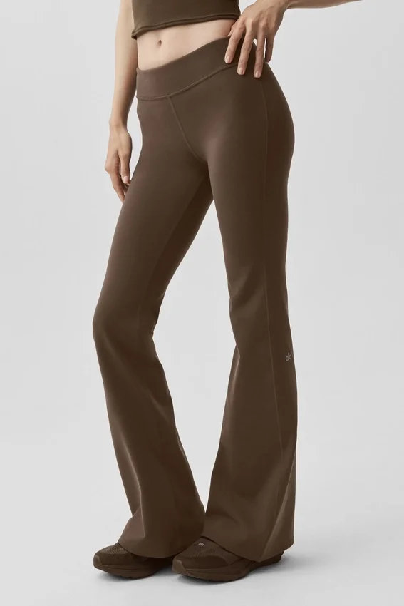 Legginsy z niskim stanem i rozszerzanymi nogawkami Airbrush – kolor Espresso