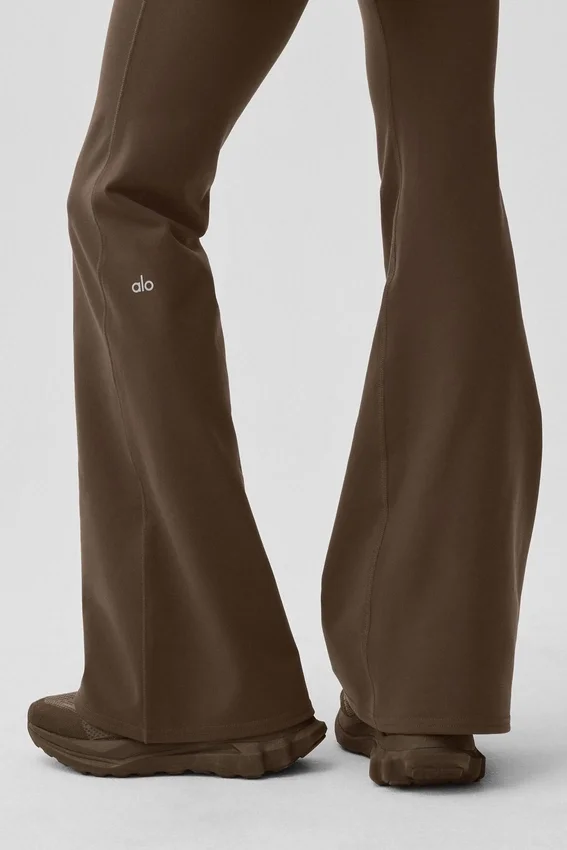 Legginsy z niskim stanem i rozszerzanymi nogawkami Airbrush – kolor Espresso