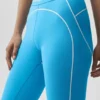 Legginsy z wysokim stanem i motywem serca w stylu Airbrush – błękit azurowy/biały