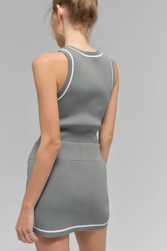 Mini spódniczka Highline z prążkowanej dzianiny sweterkowej – Lunar Grey/White
