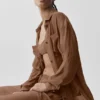 Półprzezroczysta koszula z długim rękawem „Golden Hour” zapinana na guziki – kolor „Sun Kissed Brown”
