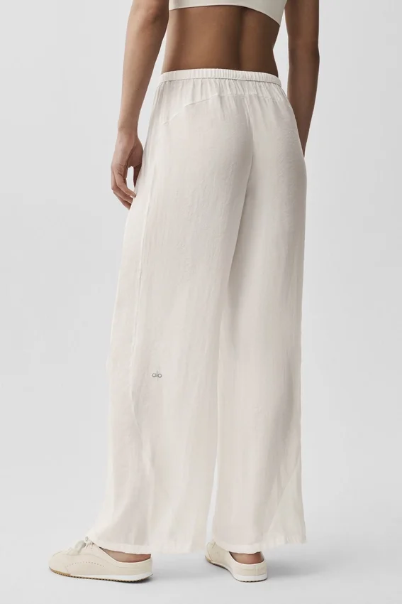 Półprzezroczyste High-Waist Straight Leg Pants „Golden Hour” – kolor kości słoniowej