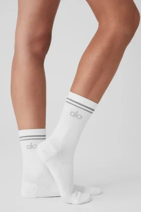 Skarpetki sportowe unisex z półwysoką cholewką – białe