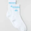 Skarpetki unisex typu „half-crew” w stylu retro – białe/błękitne