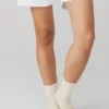 Skarpetki unisex typu half-crew w stylu retro – kolor kości/biały