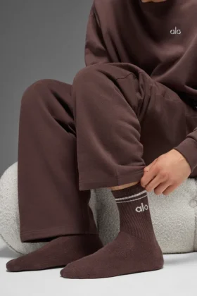 Skarpety unisex z półgolfem w stylu retro – Brownstone/Biały