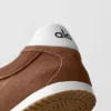 Sneakersy Alo Sunset – intensywny, opalony brąz