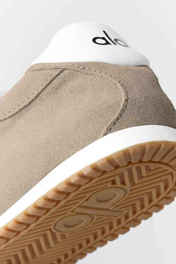 Sneakersy Alo Sunset – kolor Gravel