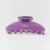 Spinka typu „claw” w stylu lat 90. – „Plum Kiss Clear”