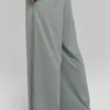 Spodnie Breezy z szerokimi nogawkami (krój regular) – Lunar Grey