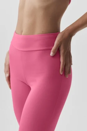 Spodnie capri Alo Softsculpt Shoreline – kolor Paradise Pink