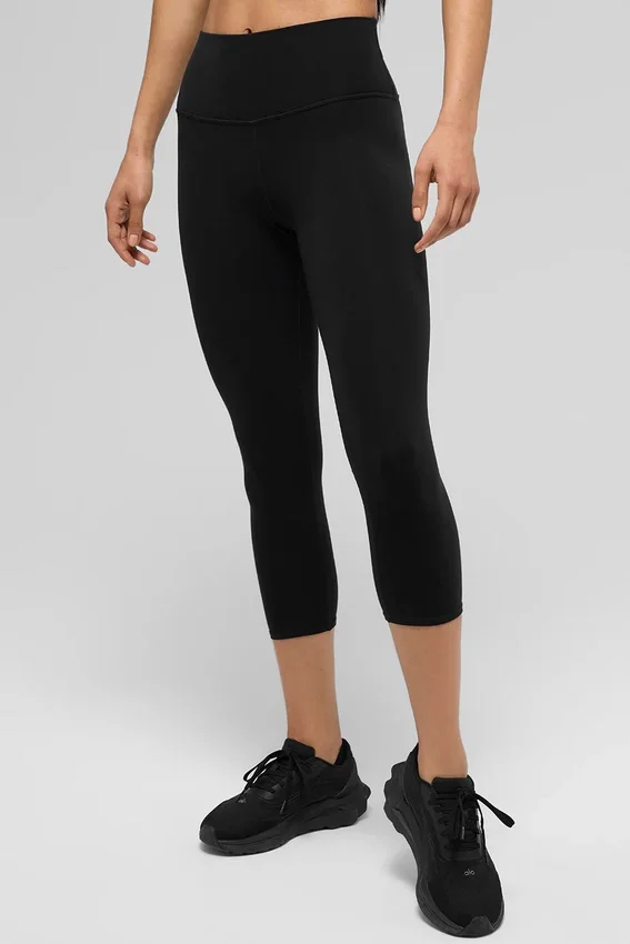 Spodnie capri Alo z High-Waist Airbrush i nadrukiem Airbrush | Legginsy damskie