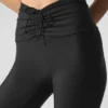 Spodnie capri „Divine” z High-Waist Airlift – czarne