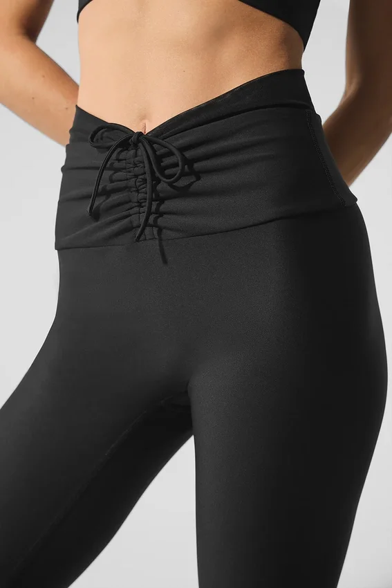 Spodnie capri „Divine” z High-Waist Airlift – czarne