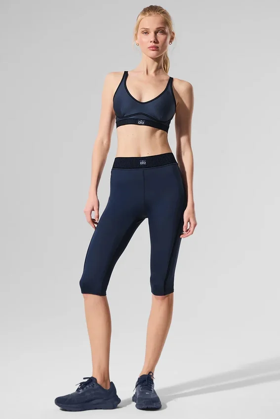 Spodnie capri z linii „High-Waist” marki Airlift – granatowe
