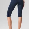 Spodnie capri z linii „High-Waist” marki Airlift – granatowe