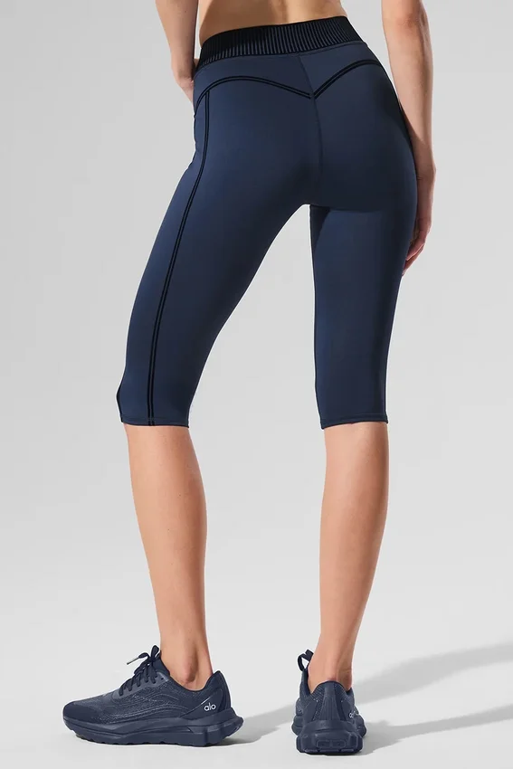 Spodnie capri z linii „High-Waist” marki Airlift – granatowe