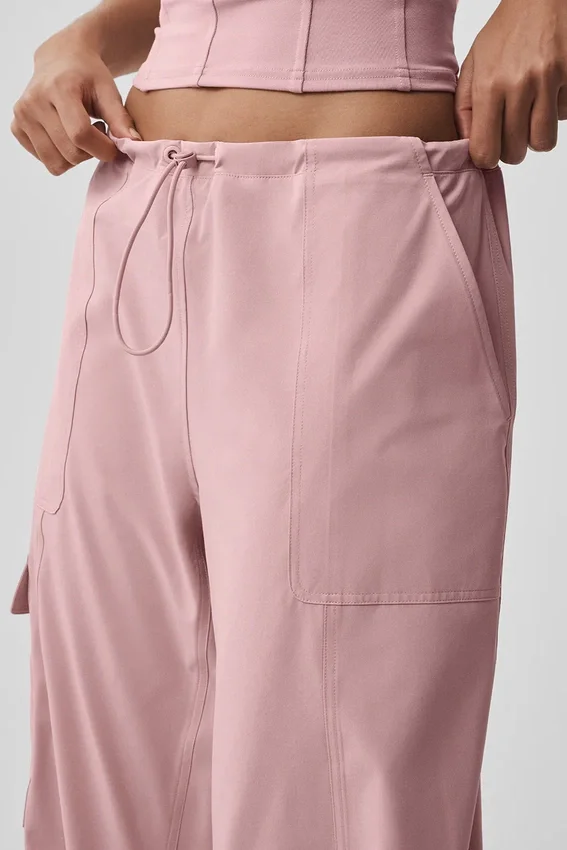 Spodnie cargo Megastar z niskim stanem – kolor Vintage Pink
