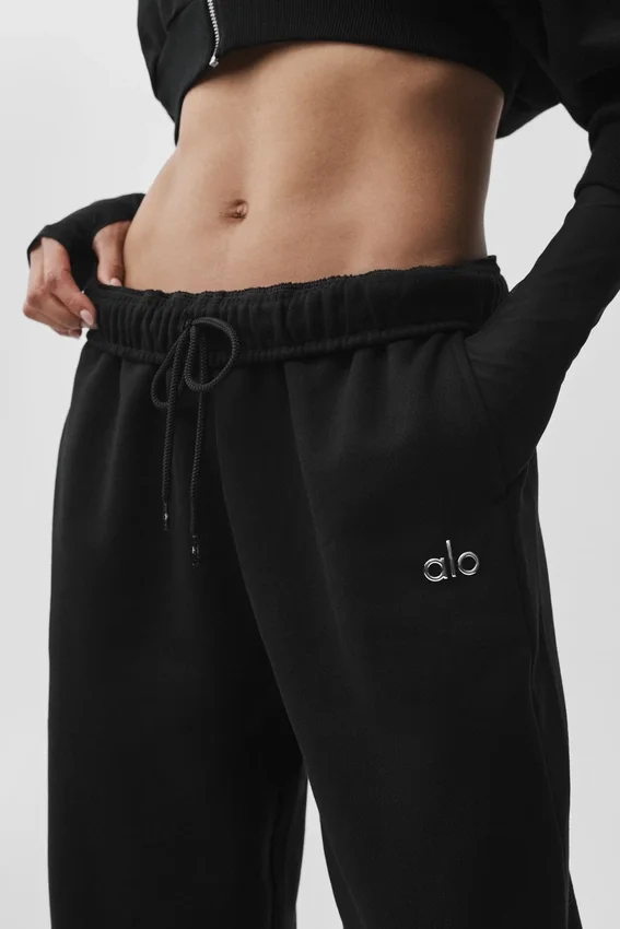 Spodnie dresowe Accolade Cutoff – czarne