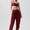 Spodnie dresowe Accolade z prostymi nogawkami – Summer Romance Red
