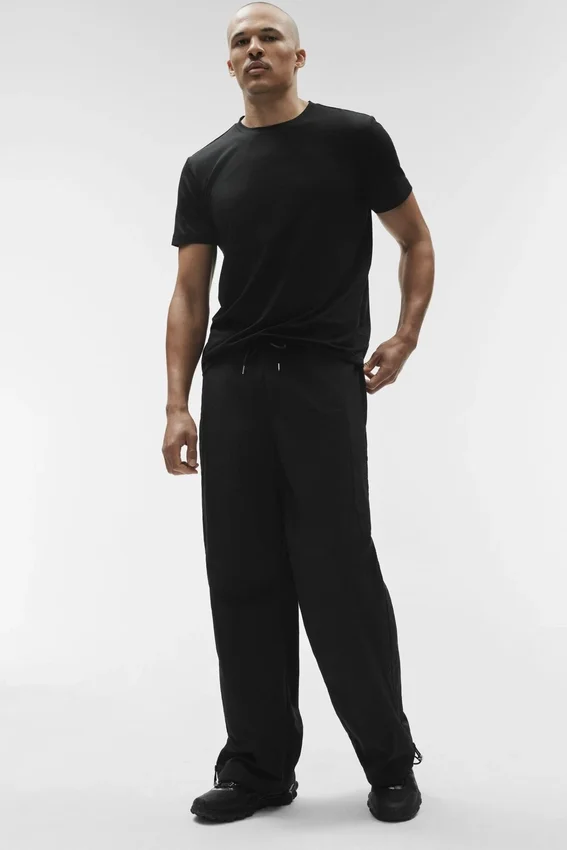 Spodnie dresowe Takeaway z prostymi nogawkami – Black