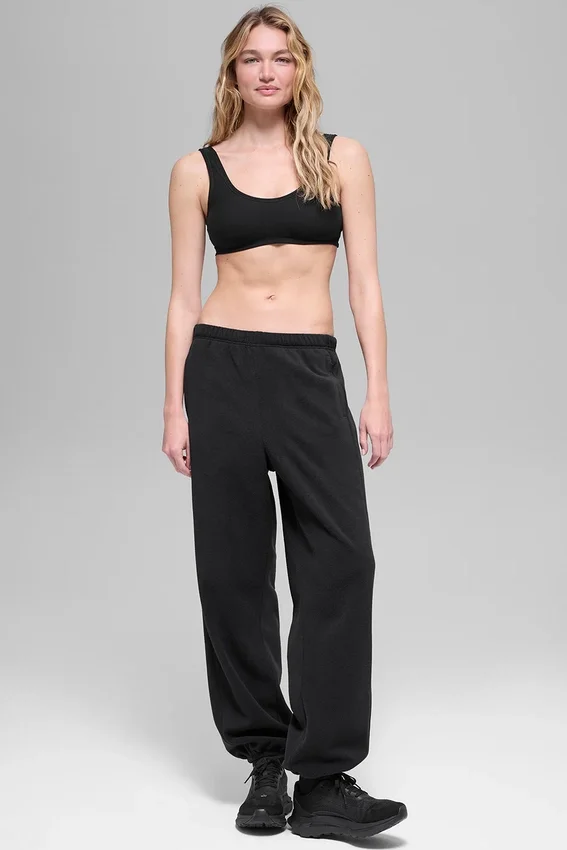 Spodnie dresowe z polaru High-Waist „Retreat” – czarne