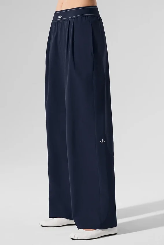 Spodnie garniturowe (Regular) – Navy