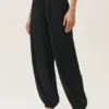 Spodnie High-Waist „Radiance” z mieszanki jedwabiu – czarne