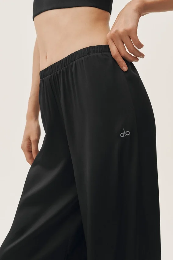 Spodnie High-Waist „Radiance” z mieszanki jedwabiu – czarne