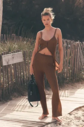 Spodnie High-Waist z prostymi nogawkami „Sunlit” – kolor „Sun Kissed Brown”